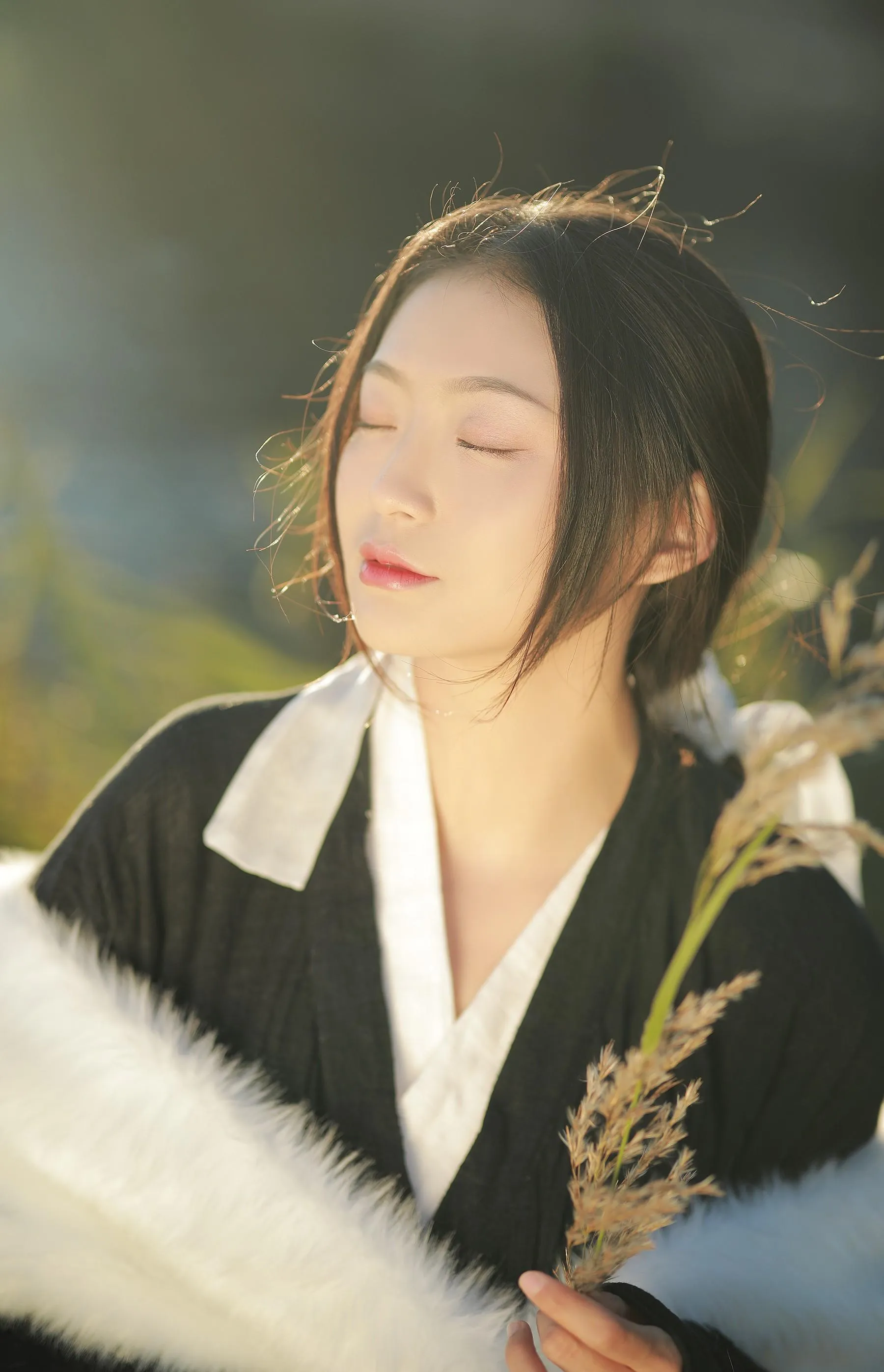 [YITUYU艺图语]2022.07.15 落日余晖 nya酱的铃铛铛 [36P]插图4